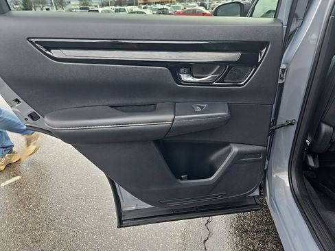 Used 2025 Honda CR-V Sport Touring image 27