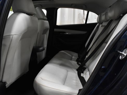 Used 2021 MAZDA MAZDA3 s image 5