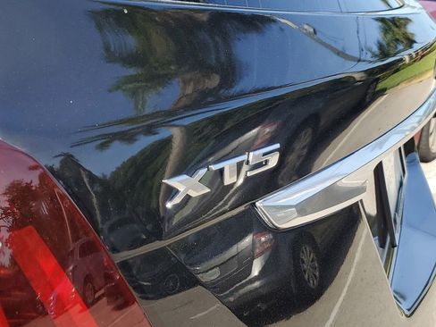 Certified 2025 Cadillac XT5 Premium Luxury image 13