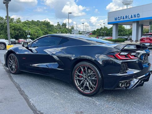 Used 2023 Chevrolet Corvette Stingray Premium Cpe w/ Z51 Performance Package RWD image 3