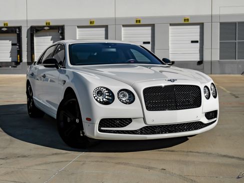 Used 2018 Bentley Flying Spur S V8 image 24