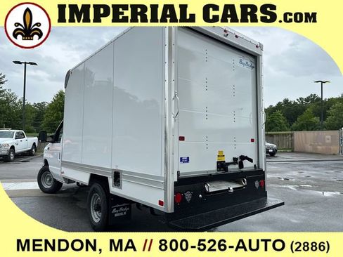 New 2026 Ford E-350 and Econoline 350 Super Duty w/ Power Equipment Group image 10