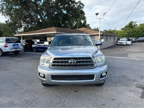 Used 2013 Toyota Sequoia SR5 image 2