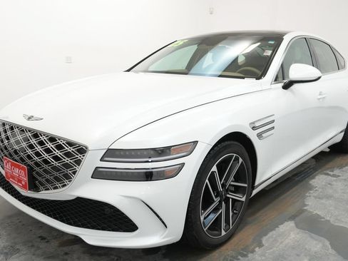 Used 2025 Genesis G80 2.5T Advanced AWD/4WD image 3