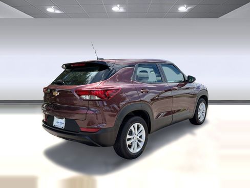 Used 2023 Chevrolet TrailBlazer LS FWD image 8