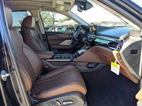 Certified 2025 Acura MDX SH-AWD w/ Advance Package image 27