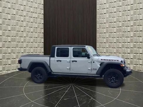 Certified 2023 Jeep Gladiator Mojave w/ Cold Weather Group AWD/4WD image 5