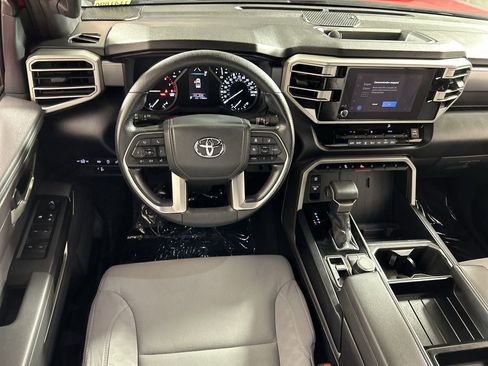 Used 2025 Toyota Tundra SR5 w/ SR5 Convenience Package image 21