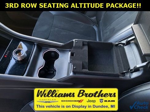 Certified 2024 Jeep Grand Cherokee L Laredo image 19