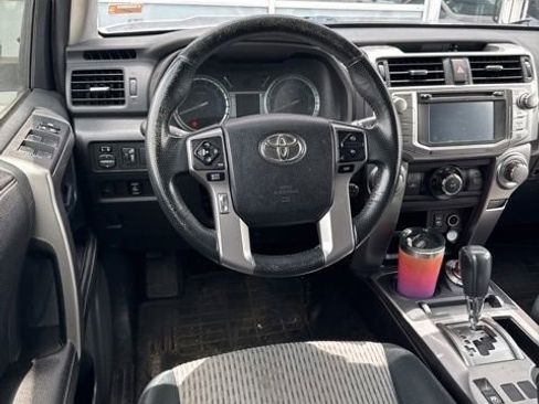 Used 2015 Toyota 4Runner SR5 AWD/4WD image 6