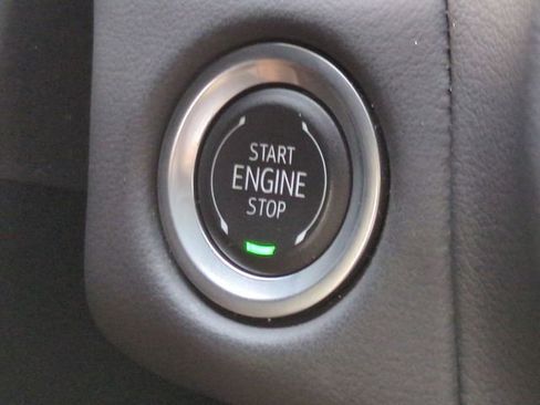 Certified 2024 Chevrolet Tahoe LT image 34