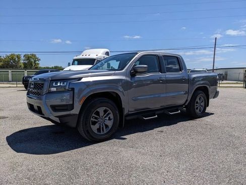 Used 2026 Nissan Frontier SV w/ SV Convenience Package image 8
