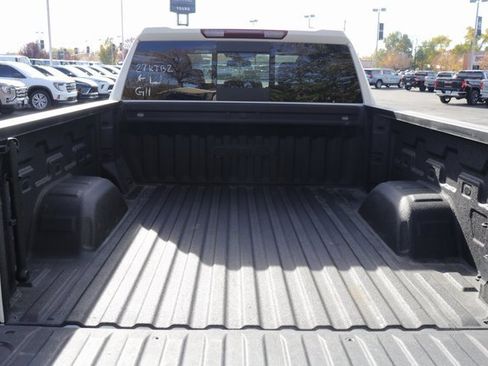 Used 2024 GMC Sierra 1500 AT4 w/ AT4 Premium Package image 9