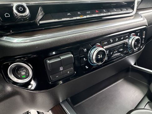 Used 2025 GMC Sierra 1500 SLT w/ SLT Premium Package image 25