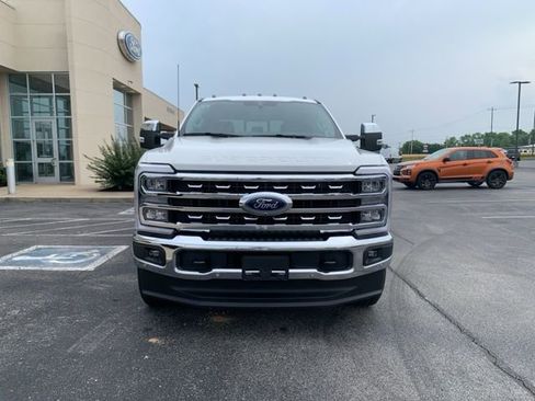 New 2025 Ford F350 Lariat w/ Lariat Ultimate Package AWD/4WD image 2