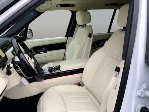 New 2026 Land Rover Range Rover SE AWD/4WD image 12
