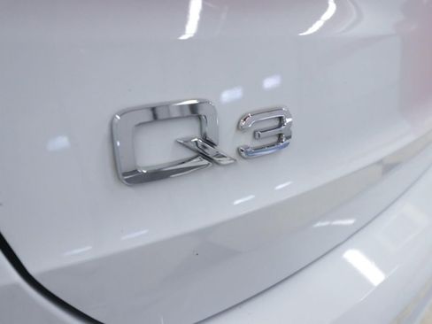Used 2022 Audi Q3 2.0T Premium AWD/4WD image 29