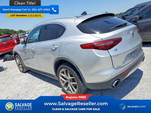 Used 2018 Alfa Romeo Stelvio AWD image 3