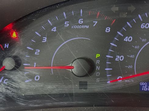 Used 2011 Toyota Camry LE w/ LE Extra-Value Pkg image 12