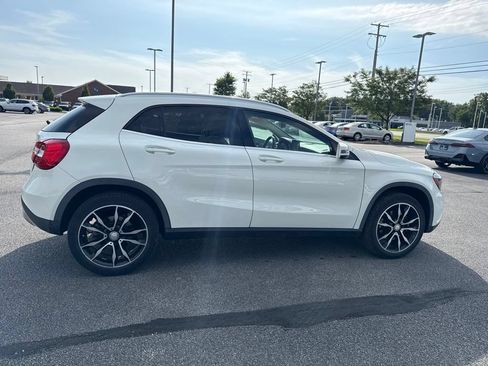 Used 2017 Mercedes-Benz GLA 250 4MATIC image 23