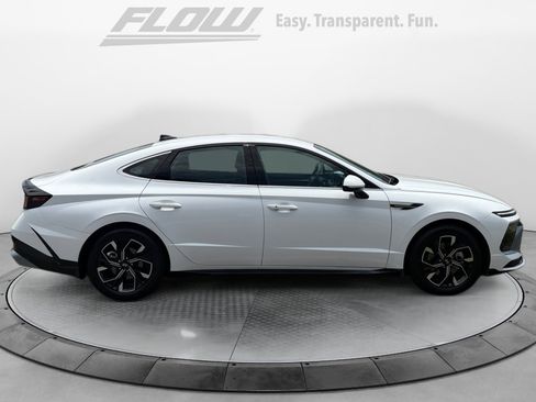 Used 2024 Hyundai Sonata SEL FWD image 10
