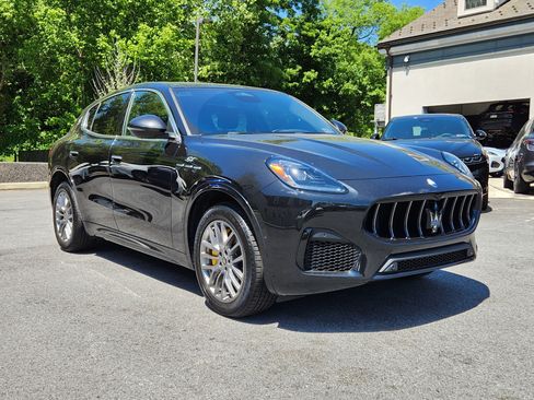 Used 2023 Maserati Grecale Modena AWD/4WD image 2