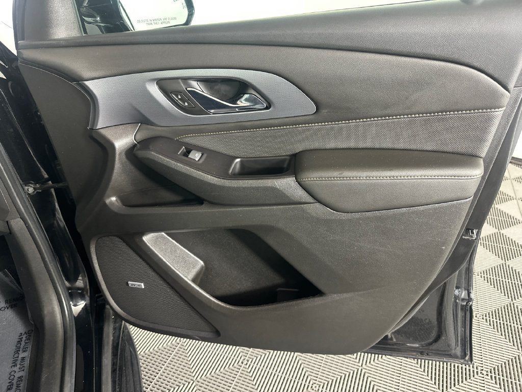 Used 2020 Chevrolet Traverse Premier w/ LPO, 'HIT The Road' Package FWD image 14