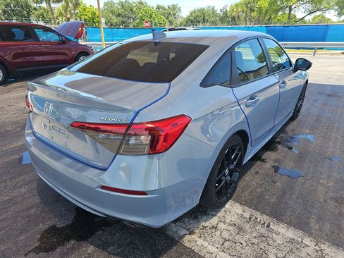 Used 2022 Honda Civic Sport image 6