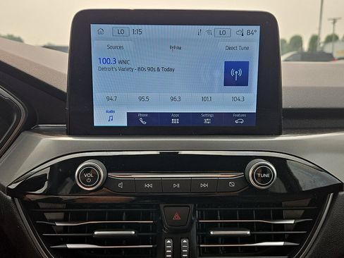 Certified 2023 Ford Escape Active AWD/4WD image 17