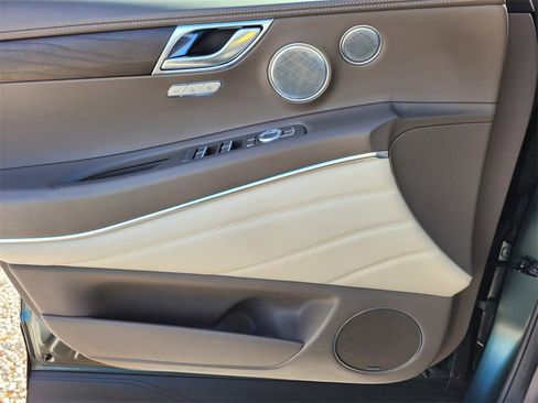 Used 2023 Genesis GV80 3.5T w/ Prestige Matte Package image 23