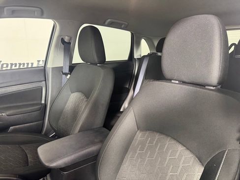 Used 2025 Mitsubishi Outlander Sport AWD image 11