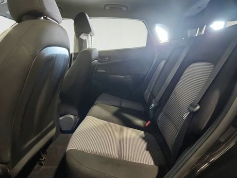 Used 2022 Hyundai Kona SE AWD/4WD image 19