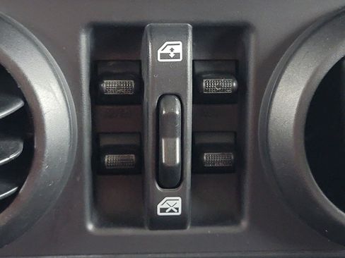 Used 2010 Jeep Wrangler Unlimited Sport AWD/4WD image 24