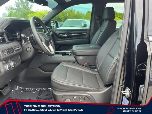 Used 2024 GMC Yukon XL Denali AWD/4WD image 9