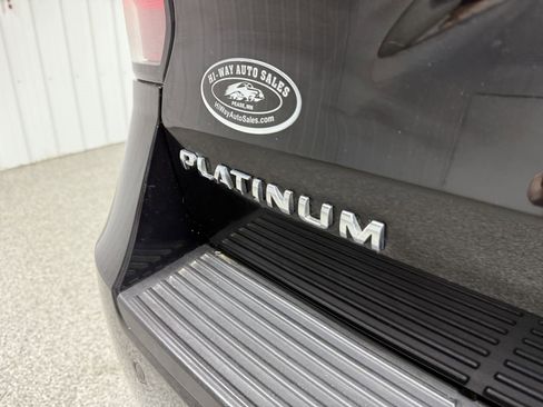 Used 2019 Ford Expedition Max Platinum image 7
