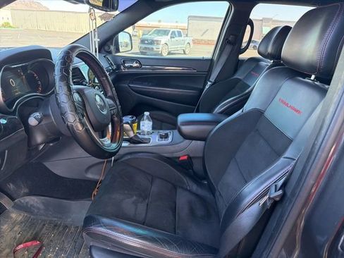 Used 2021 Jeep Grand Cherokee Trailhawk w/ Premium Lighting Group AWD/4WD image 7