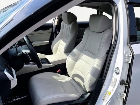 Used 2022 Honda Accord Touring image 17