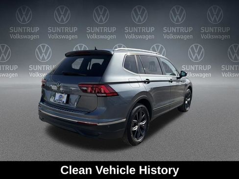 Used 2023 Volkswagen Tiguan SE FWD image 6