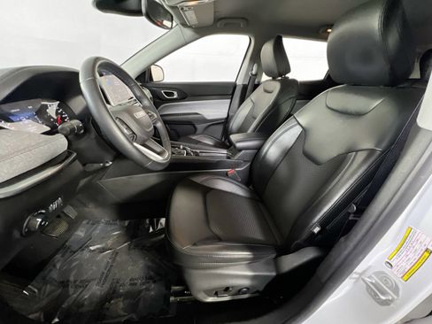 Used 2022 Jeep Compass Latitude w/ Convenience Group image 20