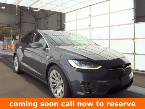 Used 2018 Tesla Model X 75D AWD/4WD image 1