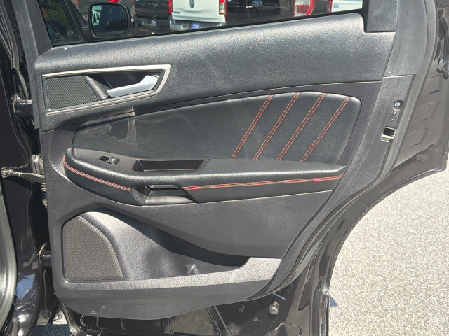 Certified 2020 Ford Edge ST-Line FWD image 18