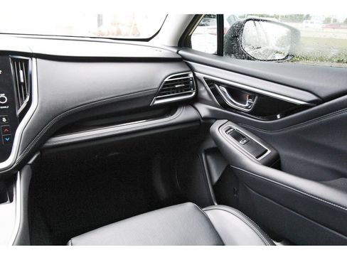 Used 2022 Subaru Outback Limited AWD/4WD image 10