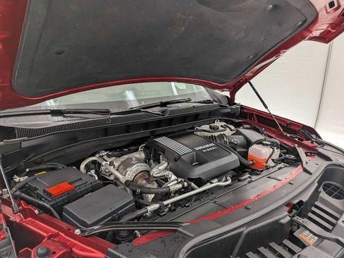 Certified 2024 Chevrolet Suburban RST w/ Luxury Package image 15