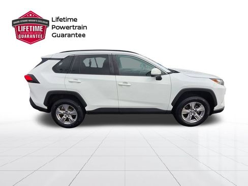 Used 2022 Toyota RAV4 XLE w/ Convenience Package FWD image 6