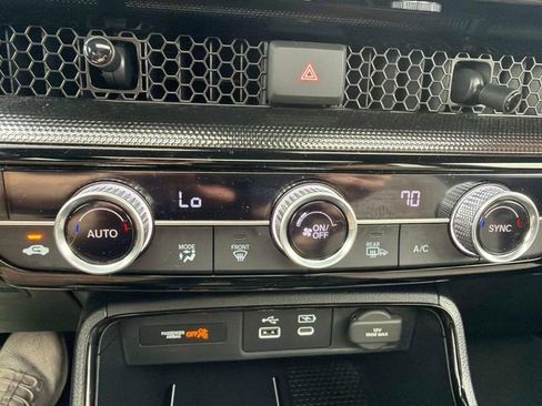 Used 2025 Honda CR-V Sport Touring image 29