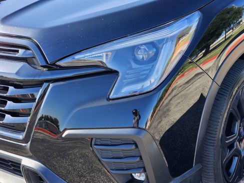 Used 2024 Subaru Ascent Onyx Edition AWD/4WD image 7