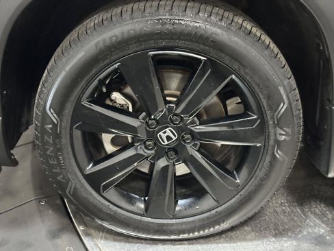 Certified 2023 Honda Pilot Elite image 18