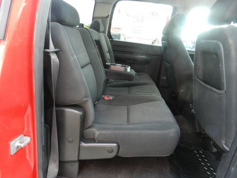 Used 2012 GMC Sierra 2500 SLE w/ SLE Preferred Package AWD/4WD image 12