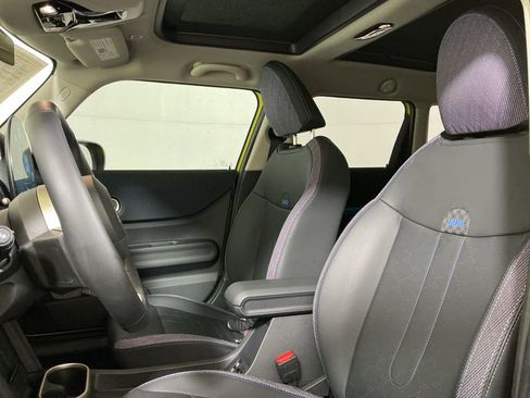 Certified 2025 MINI Cooper S image 20