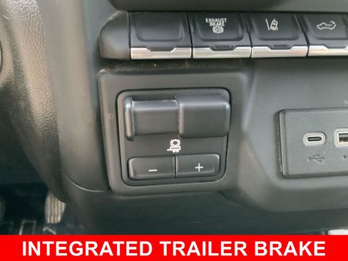 Used 2024 Chevrolet Silverado 2500 W/T w/ WT Convenience Package AWD/4WD image 5